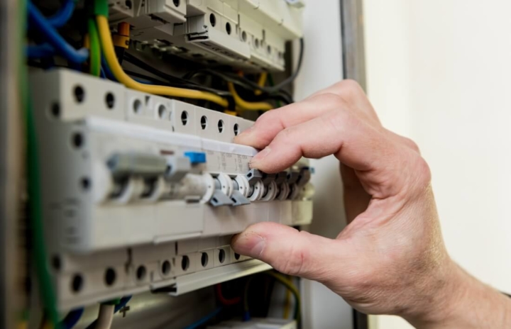 How-to-Reset-a-Tripped-Circuit-Breakers-scaled.jpeg