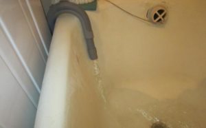 организация слива воды в ванную