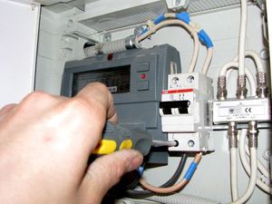 Советы опытных электриков, как правильно подключить стиральную машину к электричеству